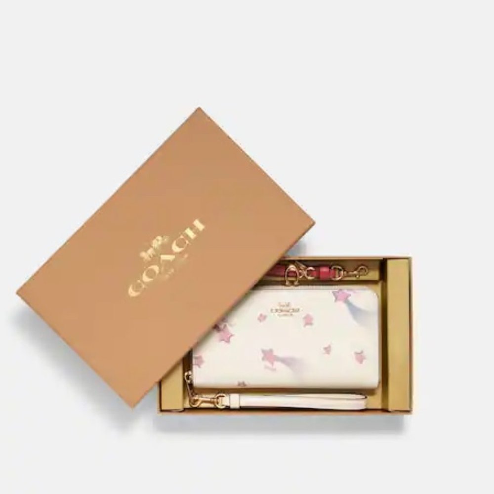 Coach Boxed Long Zip Around Wallet with Disco Star Print C7351 NWT